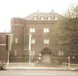das Torgebäude am 01.05.1960